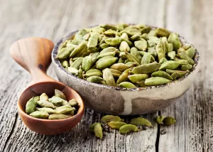 Teakwood & Cardamom